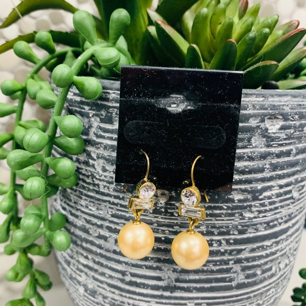 E2- Fashion Jewelry Earrings 💎 💎